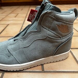 Nike Jordan 1 Retro High Zip Mica Green, Women’s Size 8.5